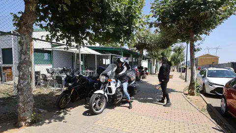 El Gran Premio de Motociclismo de La Bañeza celebra su 64.ª edición con una previsión de 40.000 aficionados, una tradición única y un ambiente que enamoró a leyendas como Ángel Nieto. La Bañeza ya vive la prueba y la ciudad es un escaparate permanente.