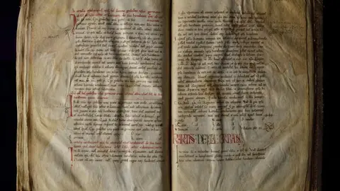 Imagen del interior del Tumbo Legionense.