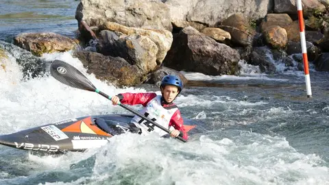 El canal de Sabero – Alejico acoge el XXXI Campeonato de España con 288 salidas y un nivel técnico de altura. David Llorente y Leire Goñi, campeones en K1, y Miquel Travé y Nuria Vilarrubla, vencedores en C1.