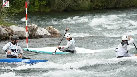 El canal de Sabero – Alejico acoge el XXXI Campeonato de España con 288 salidas y un nivel técnico de altura. David Llorente y Leire Goñi, campeones en K1, y Miquel Travé y Nuria Vilarrubla, vencedores en C1.