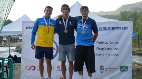 El canal de Sabero – Alejico acoge el XXXI Campeonato de España con 288 salidas y un nivel técnico de altura. David Llorente y Leire Goñi, campeones en K1, y Miquel Travé y Nuria Vilarrubla, vencedores en C1.