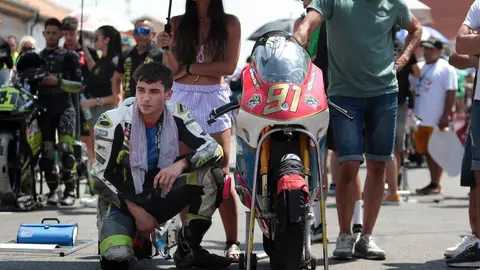 Más de 50.000 personas vibraron con el 64º Gran Premio de Velocidad “Ciudad de La Bañeza”, en una jornada marcada por el intenso calor, la emoción en cada curva y el compromiso de una ciudad entera con su prueba más emblemática. Fotos: Peio García