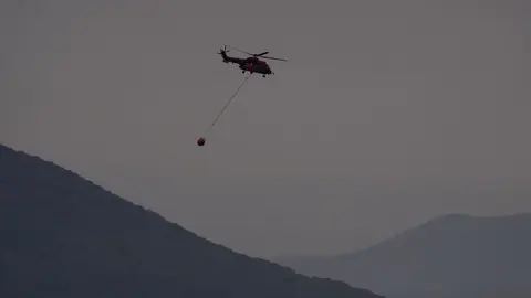 Vuelven a sus casas los vecinos desalojados por el incendio en Yeres excepto el pueblo de Voces. Las Médulas, Orellán y Carucedo así como Borrenes y Chana, que estaban confinados, vuelven a su hogar. Foto: César Hornija.