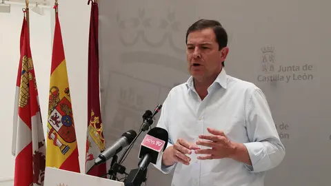 Rueda de prensa del presidente Alfonso Fernández Mañueco tras la reunión del CECOPI en León. Foto: Peio García.
