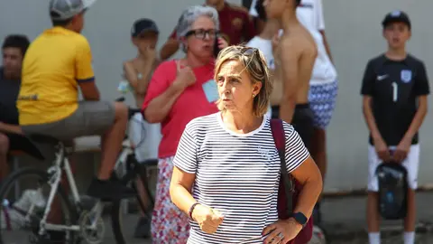 Palacios del Sil recibe a parte de los desalojados por el incendio de Salientes. Foto: César Hornija