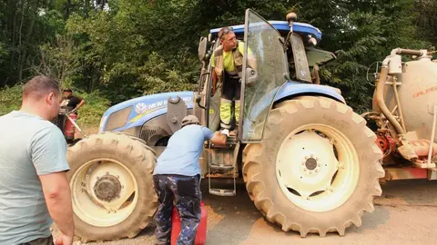 Incendio en Anllares del Sil y Orallo. La provincia de León vive un momento dramático en los incendios. Fotos: César Hornija