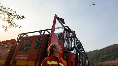 Imágenes de los incendios en Fasgar y Boca de Huérgano. Fotografías de Peio García y Mirian Chacón