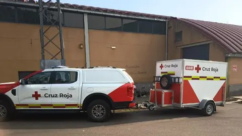 Cruz Roja mantiene desplegado un operativo para facilitar la pernoctación a más de 300 personas afectadas por los diversos incendios que sufre la provincia de León. Foto: Cruz Roja León