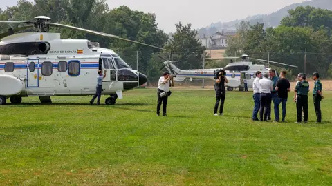 El presidente de la Junta, Alfonso Fernández Mañueco, recibe al presidente del Gobierno Pedro Sánchez este domingo en Caboalles de Abajo. Foto: JCyL