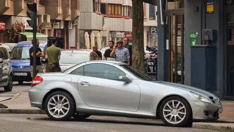León capital se convierte en un gran plató de cine para la grabación de la nueva serie sobre el crimen de la presidenta de la Diputación. La productora Zeta rueda en la capital una miniserie sobre el asesinato de la expresidenta de la Diputación.