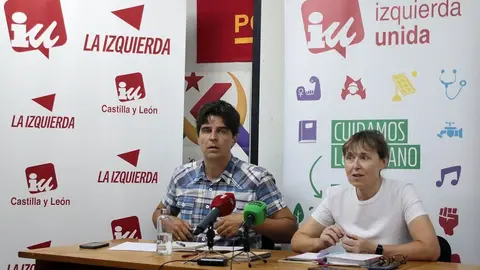 El coordinador de Izquierda Unida en Castilla y León, Juan Gascón, visita León con motivo de la grave ola de incendios que recorre la Comunidad. Foto: Peio García.