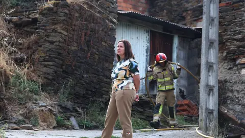 Efectos del incendio que ha afectado al municipio de Oencia. Foto: César Hornija.