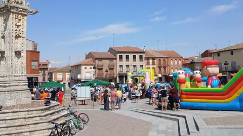 Villalón de Campos ha vivido a última hora de este jueves una jornada inolvidable. La localidad se convirtió en el epicentro nacional del regadío con la V Gala de los Premios iRiego, un evento que congregó a representantes de comunidades de regantes, agricultores, profesionales del sector y numeroso público en una cita marcada por la emoción, el debate y el reconocimiento.