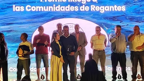 Villalón de Campos ha vivido a última hora de este jueves una jornada inolvidable. La localidad se convirtió en el epicentro nacional del regadío con la V Gala de los Premios iRiego, un evento que congregó a representantes de comunidades de regantes, agricultores, profesionales del sector y numeroso público en una cita marcada por la emoción, el debate y el reconocimiento.