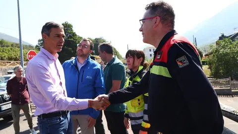 El presidente del Gobierno visita Asturias y respalda un pacto de estado mientras una ola de fuegos afecta a León y otras provincias. Pool Heraldo de León