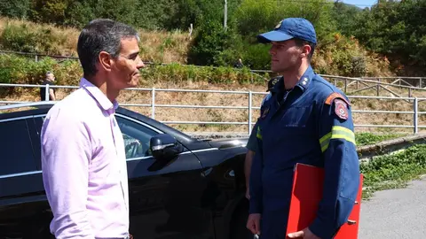 El presidente del Gobierno visita Asturias y respalda un pacto de estado mientras una ola de fuegos afecta a León y otras provincias. Pool Heraldo de León