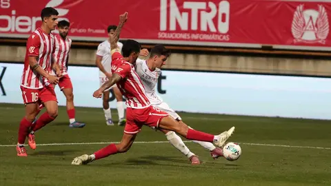 La Cultural pierde por la mínima en casa ante el Almería. Foto: Peio García