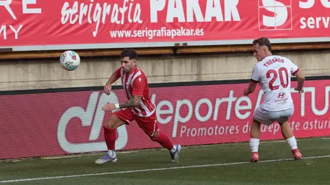 La Cultural pierde por la mínima en casa ante el Almería. Foto: Peio García
