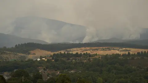 Incendio en Anllares del Sil (León). Foto: César Hornija.