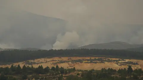 Incendio en Anllares del Sil (León). Foto: César Hornija.