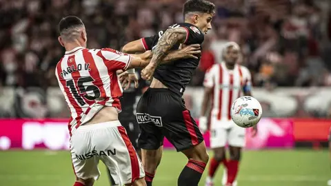 Tres jornadas, cero puntos. La Cultural sufre lo previsto en Segunda. Pero lo peor, son las sensaciones. Al equipo le falta cuerpo, entidad, patrón y jugadores.