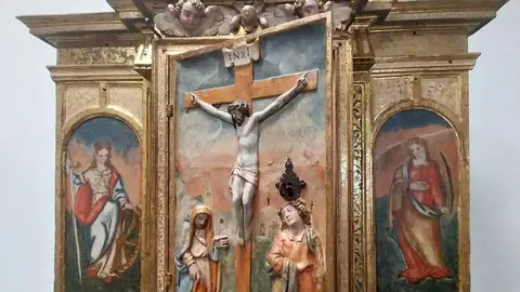 Riello devuelve la vida al arte popular de Omaña. El Ayuntamiento impulsa la restauración de esculturas e imágenes y refuerza su apuesta por el turismo cultural con rutas guiadas. Fotos de Margarita Álvarez Rodríguez