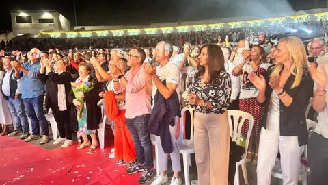 'Tito & Tita' volvieron a encontrarse con el público de Ponferrada en su esperado regreso a los escenarios.