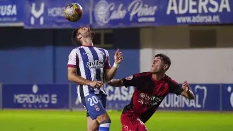 La SD Ponferradina inicia la temporada goleando al Real Avilés Industrial en un encuentro en el que los bercianos dejaron resuelto el partido en la primera mitad.