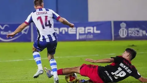 La SD Ponferradina inicia la temporada goleando al Real Avilés Industrial en un encuentro en el que los bercianos dejaron resuelto el partido en la primera mitad.