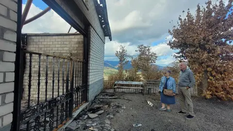 El presidente de Cáritas visita algunas de las zonas afectadas por los incendios en las Diócesis de Astorga y de León.