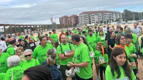 La Lastra acoge la I Marcha Solidaria de Asfape en apoyo a los niños con Perthes. Vecinos, asociaciones y representantes públicos se sumaron a una jornada que reclama más investigación y cribado neonatal en Castilla y León.