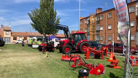 La localidad de Santa María del Páramo cerró ayer la 64 edición de la Feria Multisectorial y Agroalimentaria 2025, que en esta ocasión se prolongó un día más y atrajo a más de 20.000 visitantes.