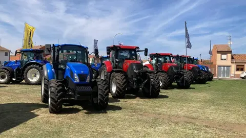 La localidad de Santa María del Páramo cerró ayer la 64 edición de la Feria Multisectorial y Agroalimentaria 2025, que en esta ocasión se prolongó un día más y atrajo a más de 20.000 visitantes.