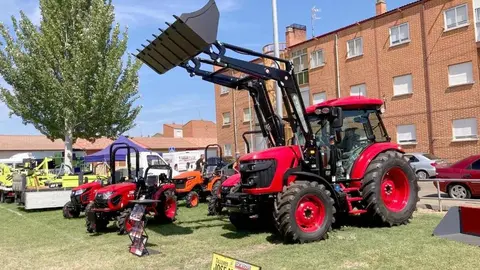 La localidad de Santa María del Páramo cerró ayer la 64 edición de la Feria Multisectorial y Agroalimentaria 2025, que en esta ocasión se prolongó un día más y atrajo a más de 20.000 visitantes.