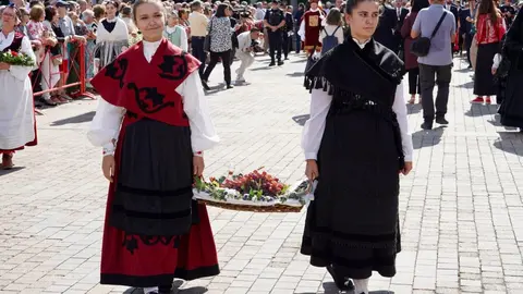 Celebración del Día de la Encina y del LXVII aniversario del Día del Bierzo con presencia de numerosas autoridades y la destacada ausencia de Suárez-Quiñones. Foto: Campillo