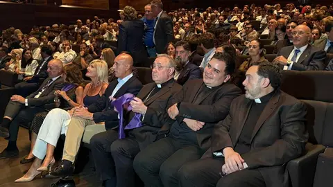 El Auditorio de León estrena la película documental que recoge el viaje histórico de la talla del Dulce Nombre de Jesús al Jubileo de Cofradías en la capital italiana. Fotos: AytoLeón