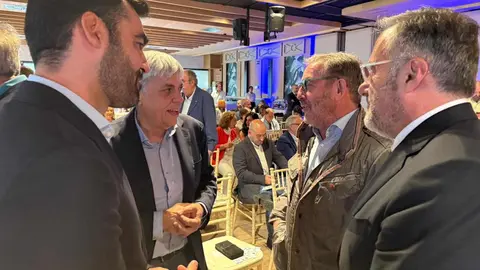 La 9 Televisión inauguró a última hora de este jueves su temporada 2025-2026 con una gala celebrada en el Olímpico de León, que reunió a representantes institucionales y del tejido económico y social de la provincia.