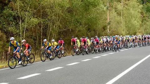 Jesse Maris conquista la etapa reina de la Volta a Galicia con el Technosylva Maglia Rower Bembibre. El ciclista estadounidense se impone en un agónico sprint y asegura matemáticamente el maillot de la montaña para el equipo leonés.