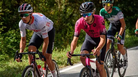 Jesse Maris conquista la etapa reina de la Volta a Galicia con el Technosylva Maglia Rower Bembibre. El ciclista estadounidense se impone en un agónico sprint y asegura matemáticamente el maillot de la montaña para el equipo leonés.