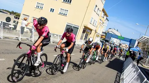 Jesse Maris conquista la etapa reina de la Volta a Galicia con el Technosylva Maglia Rower Bembibre. El ciclista estadounidense se impone en un agónico sprint y asegura matemáticamente el maillot de la montaña para el equipo leonés.