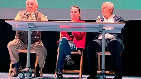 Tomás Álvarez sintetizó en su intervención las características fundamentales de la cocina leonesa, según los textos dejados por los peregrinos jacobeos y viajeros románticos.