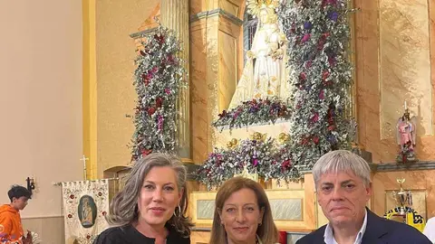 La portavoz del PP en el Congreso pronunció el pregón y animó a mantener vivas las tradiciones locales ante una gran afluencia de vecinos y visitantes