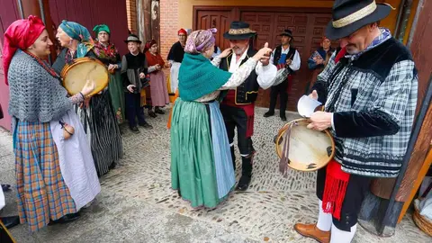 La plaza del Grano de la capital leonesa acogerá este sábado, 20 de septiembre, la undécima edición de la Romería de La Melonera, una jornada festiva que recupera las tradiciones más arraigadas del León antiguo, con actividades para todos los públicos a lo largo del día.