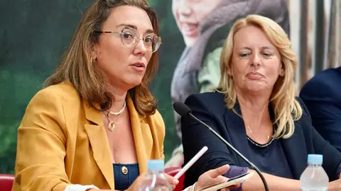 La consejera de Agricultura, Ganadería y Desarrollo Rural, María González Corral, asiste al acto inaugural de las nuevas instalaciones de la Cooperativa LAR-Agrocantabria. Foto: Campillo