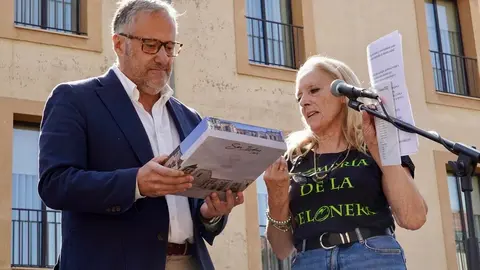 El delegado territorial de la Junta, Eduardo Diego, ejerce como pregonero de la Romería de La Melonera, a la que también acude el presidente de las Cortes de Castilla y León, Carlos Pollán. Foto: Campillo.