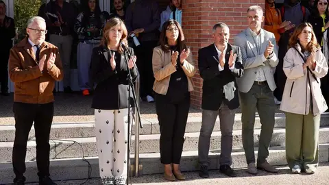 La Universidad de León celebra un minuto de silencio en recuerdo de la estudiante del Gaado en Turismo fallecida este viernes en Nápoles (Italia) donde se encontraba cursando una beca Erasmus+