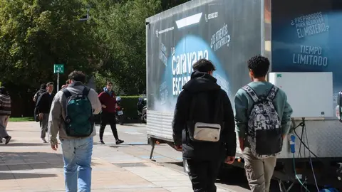 El campus de Vegazana acoge hasta el próximo jueves 25 de septiembre las Jornadas del Estudiante 2025 que ofertan cerca de medio centenar de actividades de ocio, cultura, deporte y formación con las que dar la bienvenida a los que comienzan sus estudios en la Universidad de León
