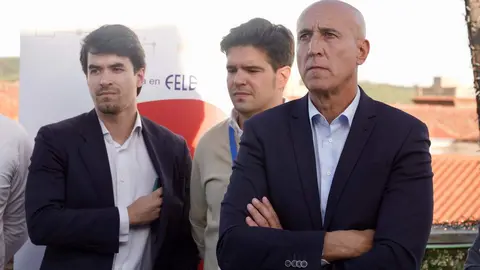El alcalde de León, José Antonio Diez, asiste a la presentación de campaña ‘Los valientes de León’, una iniciativa que quiere dar visibilidad al talento y a la innovación de los emprendedores de la provincia. Foto: Campillo