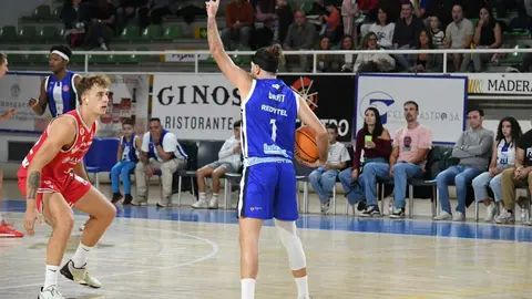 La Cultural se lleva el derbi y avanza en la Copa de España. El conjunto leonés venció 83-91 en el Lydia Valentín con un inspirado Deng, mientras Ponferrada queda pendiente de otros resultados para conocer su futuro en la competición.