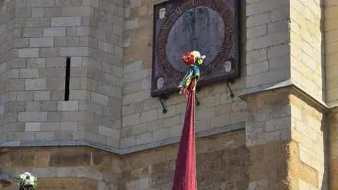 El Desfile de Pendones Concejiles de León reúne a 357 varas en representación de más de 230 pueblos. Foto: Carlos Calvo